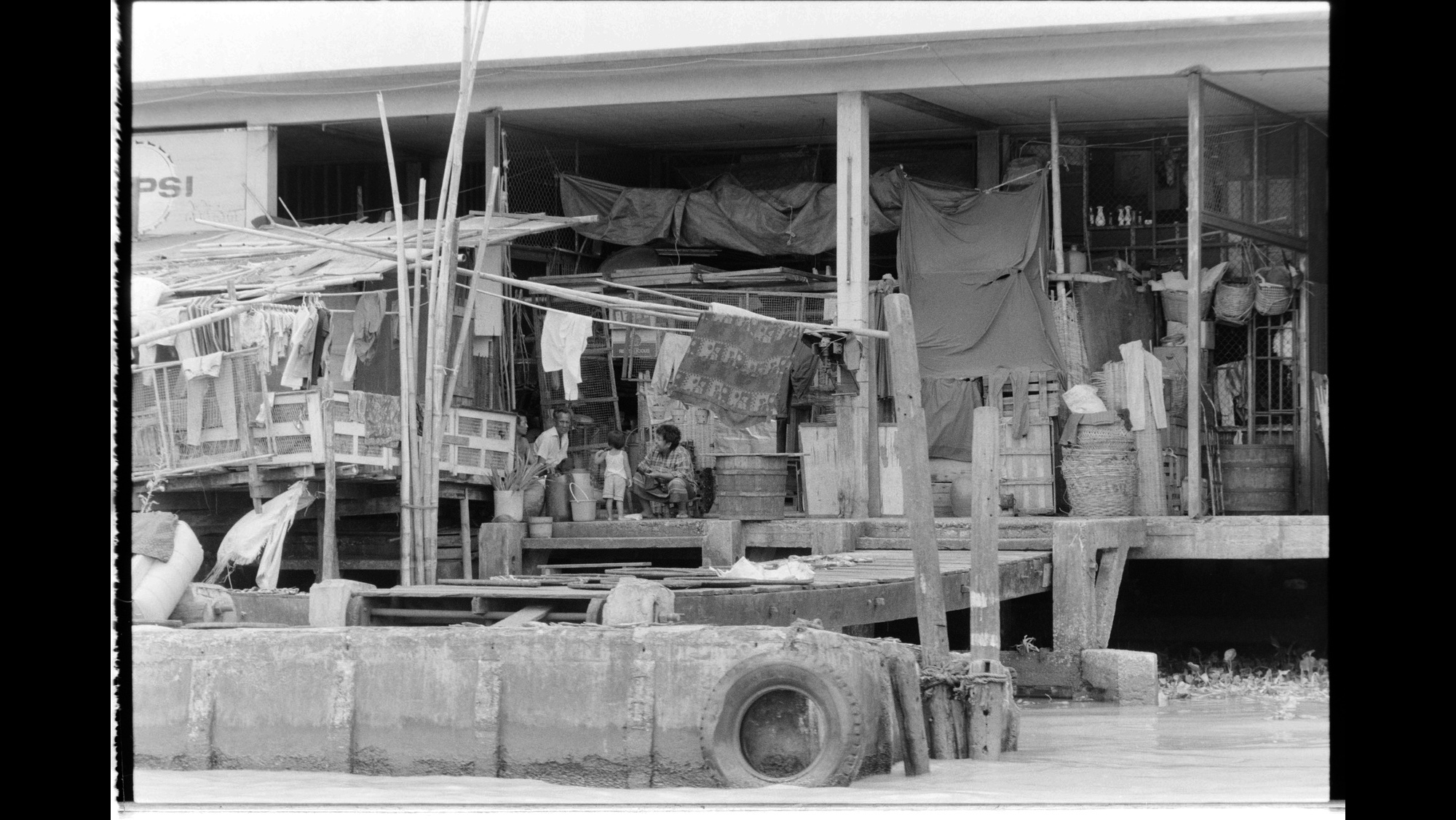 Photo Reference No: FPL02058